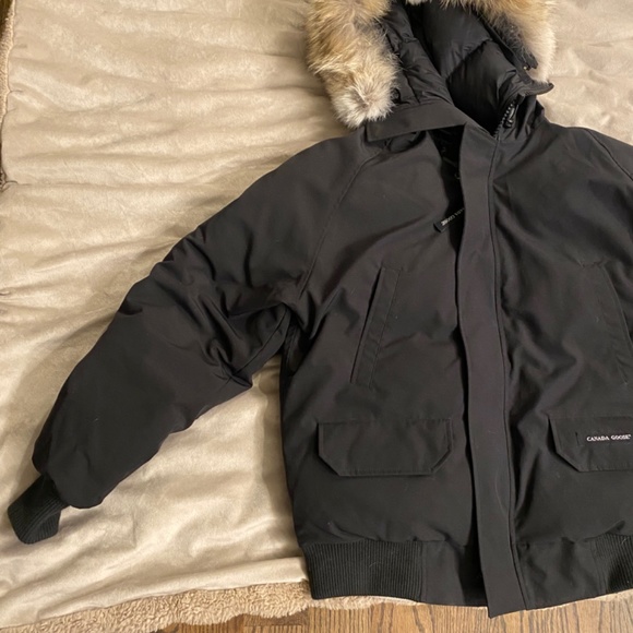 Canada Goose Genuine Fur Emory Parka - Men’s - Picture 2 of 7